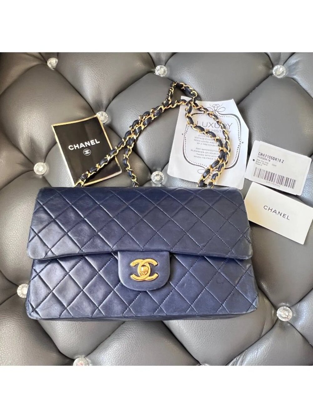 Chanel Navy Blue Quilted Timeless Classique Flap Bag Gold Hardware Vintage - Picture 2 of 15
